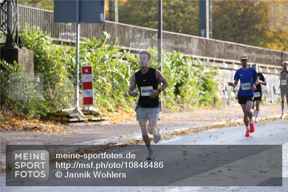 25.10.2026 - hella hamburg halbmarathon Jannik Wohlers http://msf.ph/oto/10848486 25.10.2026 10:17:04 Lombardsbrücke 9730, 1261 meine-sportfotos.de