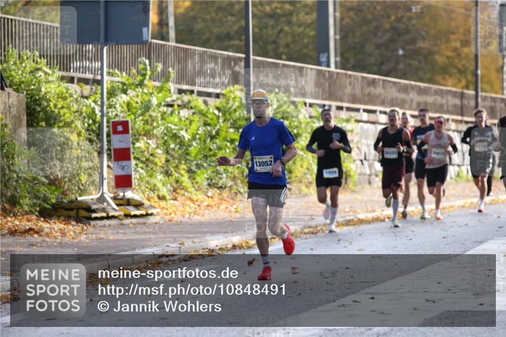 25.10.2026 - hella hamburg halbmarathon Jannik Wohlers http://msf.ph/oto/10848491 25.10.2026 10:17:06 Lombardsbrücke 36439, 13052 meine-sportfotos.de