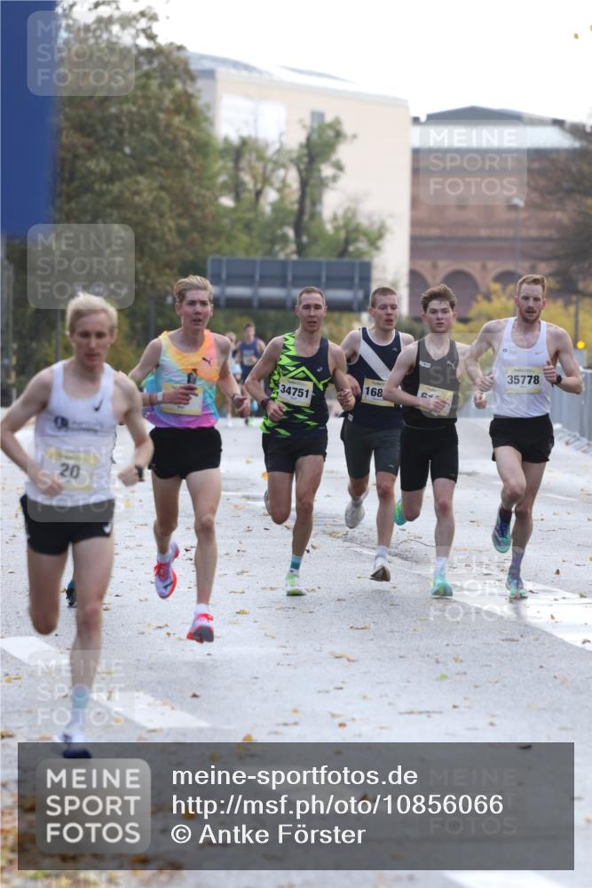 25.10.2026 - hella hamburg halbmarathon Antke Förster http://msf.ph/oto/10856066 25.10.2026 10:10:51 Lombardsbrücke 20, 23, 16804, 34074, 34751, 35778, 46, 31, 6187 meine-sportfotos.de