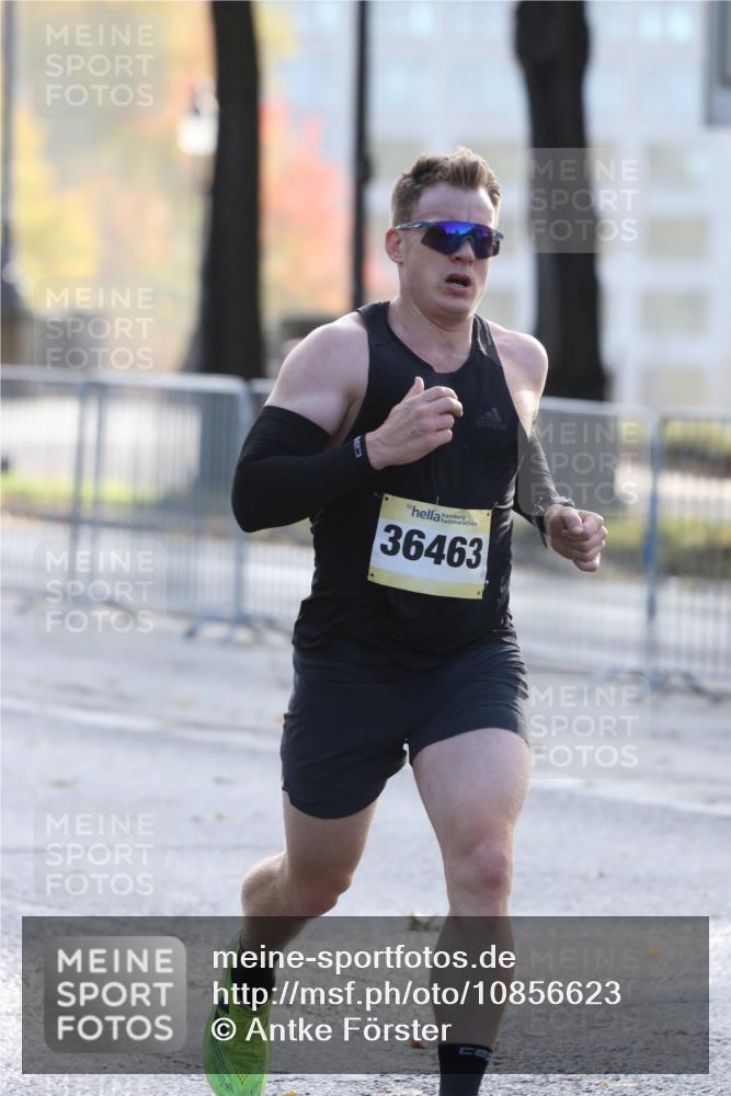 25.10.2026 - hella hamburg halbmarathon Antke Förster http://msf.ph/oto/10856623 25.10.2026 10:15:58 Lombardsbrücke 36463, 31336 meine-sportfotos.de