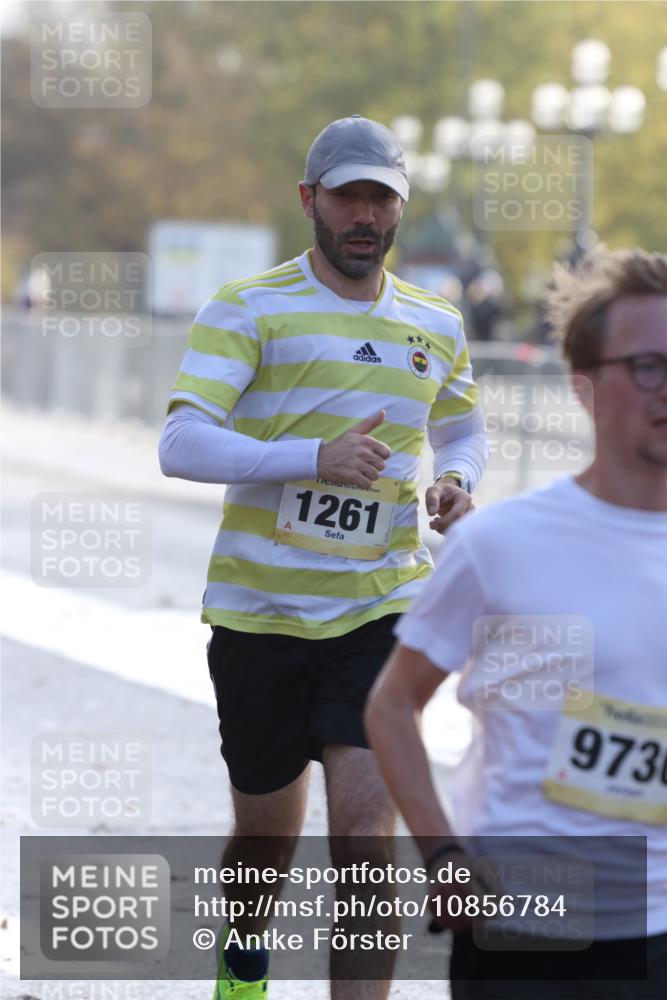 25.10.2026 - hella hamburg halbmarathon Antke Förster http://msf.ph/oto/10856784 25.10.2026 10:17:02 Lombardsbrücke 48, 9730, 1261 meine-sportfotos.de