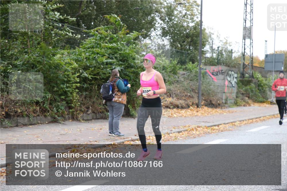 25.10.2026 - hella hamburg halbmarathon Jannik Wohlers http://msf.ph/oto/10867166 25.10.2026 12:26:58 Lombardsbrücke 31519, 17873, 36100 meine-sportfotos.de