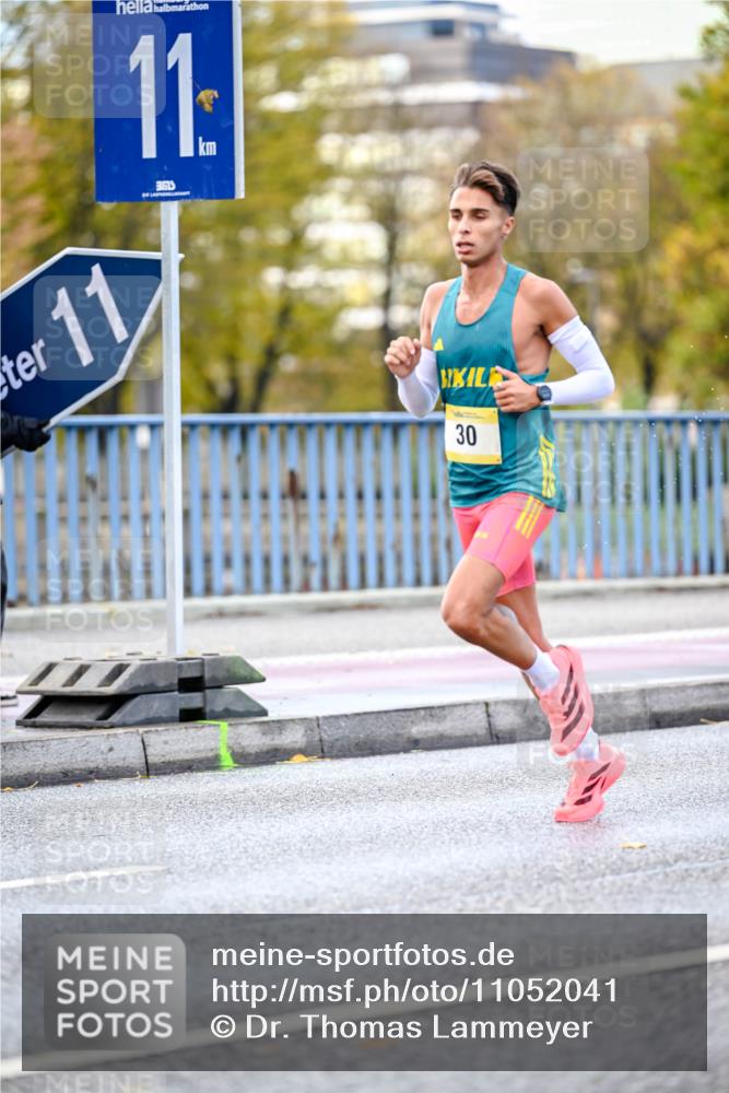 25.10.2026 - hella hamburg halbmarathon Dr. Thomas Lammeyer http://msf.ph/oto/11052041 25.10.2026 10:09:37 Kennedybrücke 11, 11, 30, 30 meine-sportfotos.de