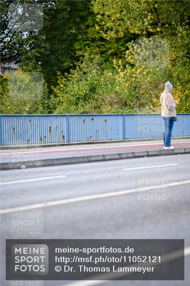 25.10.2026 - hella hamburg halbmarathon Dr. Thomas Lammeyer http://msf.ph/oto/11052121 25.10.2026 10:10:37 Kennedybrücke  meine-sportfotos.de