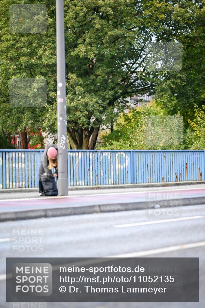25.10.2026 - hella hamburg halbmarathon Dr. Thomas Lammeyer http://msf.ph/oto/11052135 25.10.2026 10:10:38 Kennedybrücke  meine-sportfotos.de