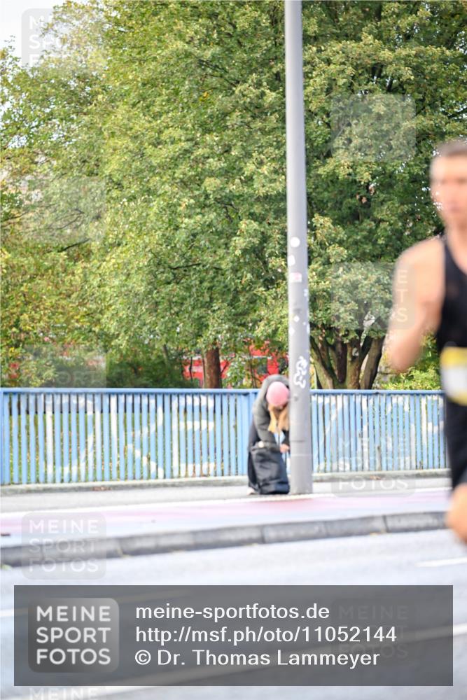 25.10.2026 - hella hamburg halbmarathon Dr. Thomas Lammeyer http://msf.ph/oto/11052144 25.10.2026 10:10:38 Kennedybrücke  meine-sportfotos.de