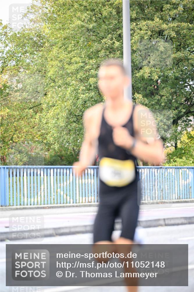 25.10.2026 - hella hamburg halbmarathon Dr. Thomas Lammeyer http://msf.ph/oto/11052148 25.10.2026 10:10:38 Kennedybrücke  meine-sportfotos.de