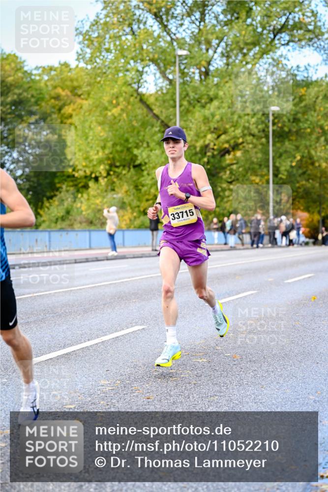 25.10.2026 - hella hamburg halbmarathon Dr. Thomas Lammeyer http://msf.ph/oto/11052210 25.10.2026 10:10:56 Kennedybrücke 33715 meine-sportfotos.de