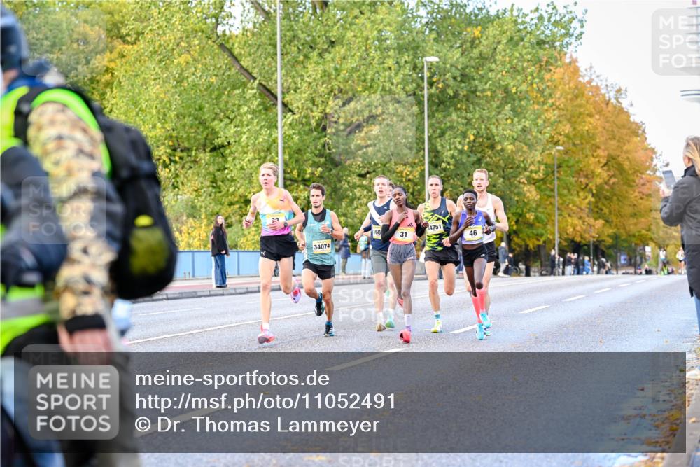25.10.2026 - hella hamburg halbmarathon Dr. Thomas Lammeyer http://msf.ph/oto/11052491 25.10.2026 10:12:30 Kennedybrücke 168, 34751, 31, 46, 34074 meine-sportfotos.de