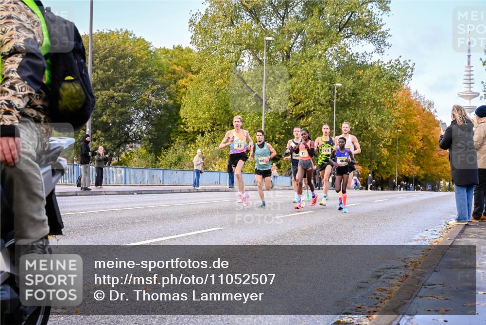 25.10.2026 - hella hamburg halbmarathon Dr. Thomas Lammeyer http://msf.ph/oto/11052507 25.10.2026 10:12:31 Kennedybrücke 23, 31, 1680, 340, 34751, 46 meine-sportfotos.de