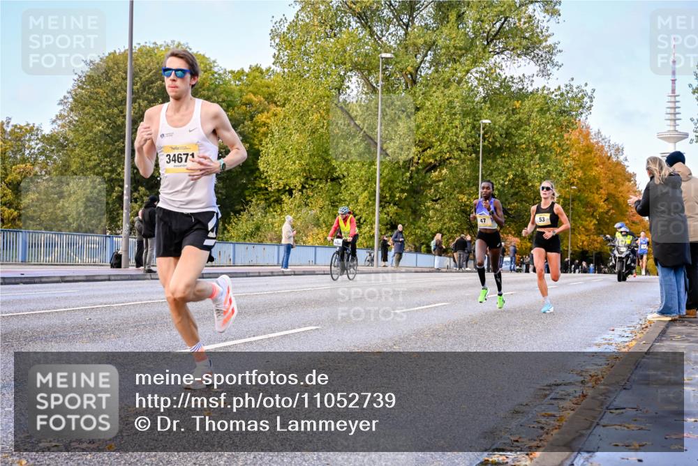 25.10.2026 - hella hamburg halbmarathon Dr. Thomas Lammeyer http://msf.ph/oto/11052739 25.10.2026 10:13:20 Kennedybrücke 34671, 47, 53 meine-sportfotos.de