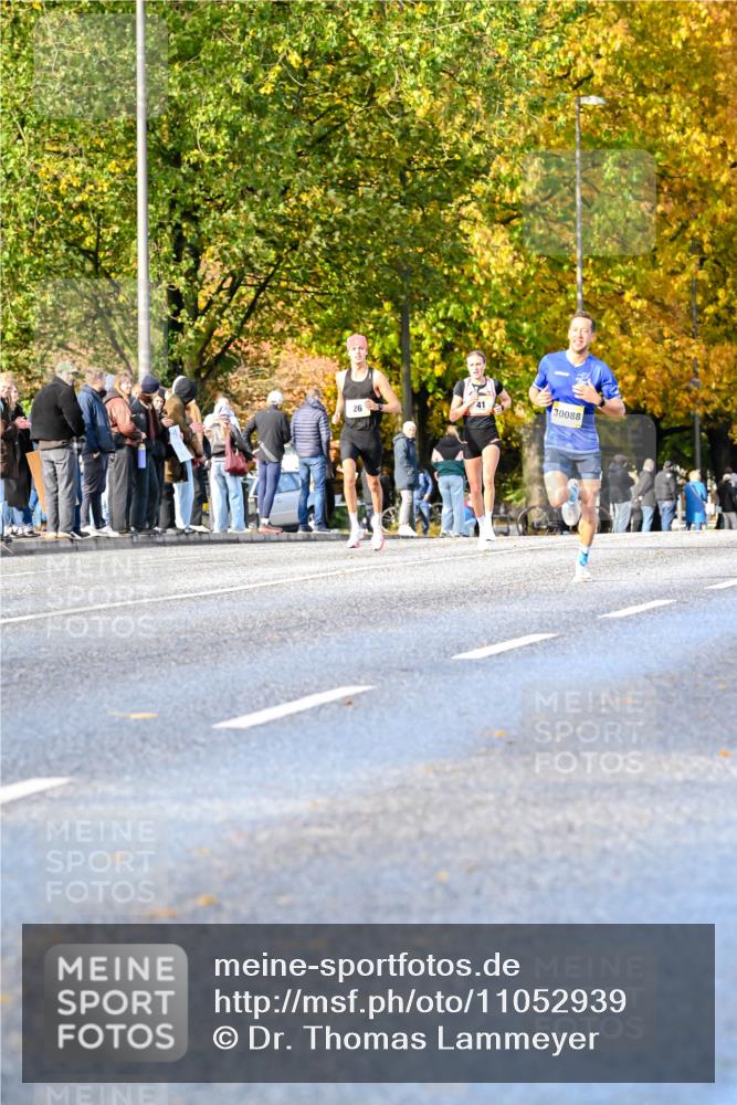 25.10.2026 - hella hamburg halbmarathon Dr. Thomas Lammeyer http://msf.ph/oto/11052939 25.10.2026 10:14:16 Kennedybrücke 26, 30088 meine-sportfotos.de
