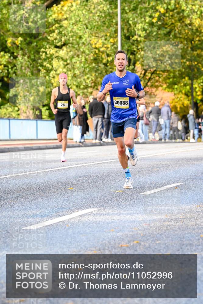25.10.2026 - hella hamburg halbmarathon Dr. Thomas Lammeyer http://msf.ph/oto/11052996 25.10.2026 10:14:20 Kennedybrücke 26, 30088 meine-sportfotos.de