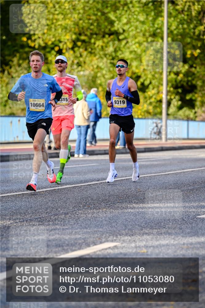 25.10.2026 - hella hamburg halbmarathon Dr. Thomas Lammeyer http://msf.ph/oto/11053080 25.10.2026 10:14:51 Kennedybrücke 10664, 315, 9319 meine-sportfotos.de