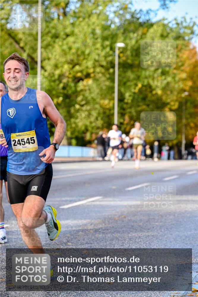 25.10.2026 - hella hamburg halbmarathon Dr. Thomas Lammeyer http://msf.ph/oto/11053119 25.10.2026 10:15:03 Kennedybrücke 8, 24545 meine-sportfotos.de