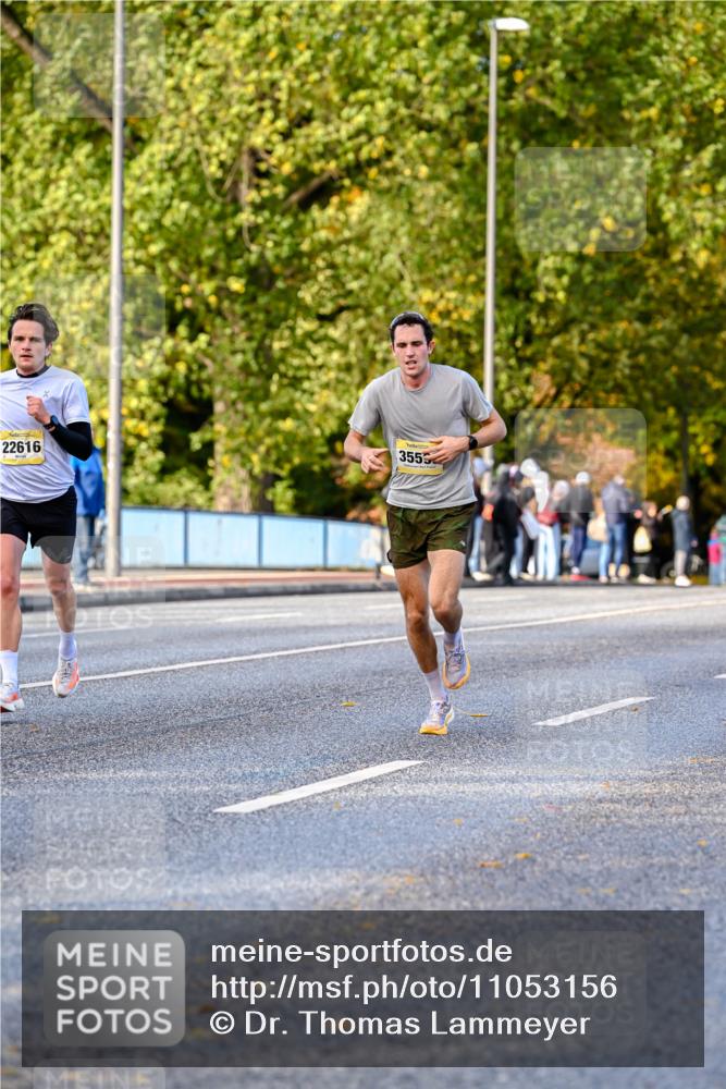 25.10.2026 - hella hamburg halbmarathon Dr. Thomas Lammeyer http://msf.ph/oto/11053156 25.10.2026 10:15:07 Kennedybrücke 22616, 3555 meine-sportfotos.de