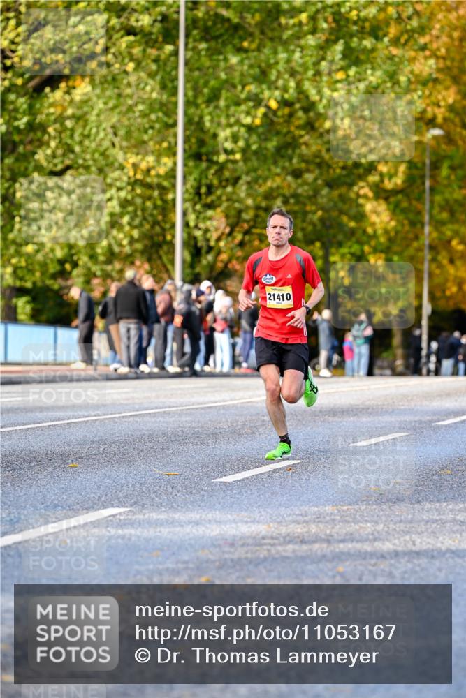 25.10.2026 - hella hamburg halbmarathon Dr. Thomas Lammeyer http://msf.ph/oto/11053167 25.10.2026 10:15:09 Kennedybrücke 21410 meine-sportfotos.de