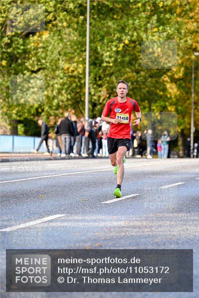 25.10.2026 - hella hamburg halbmarathon Dr. Thomas Lammeyer http://msf.ph/oto/11053172 25.10.2026 10:15:09 Kennedybrücke 21410 meine-sportfotos.de