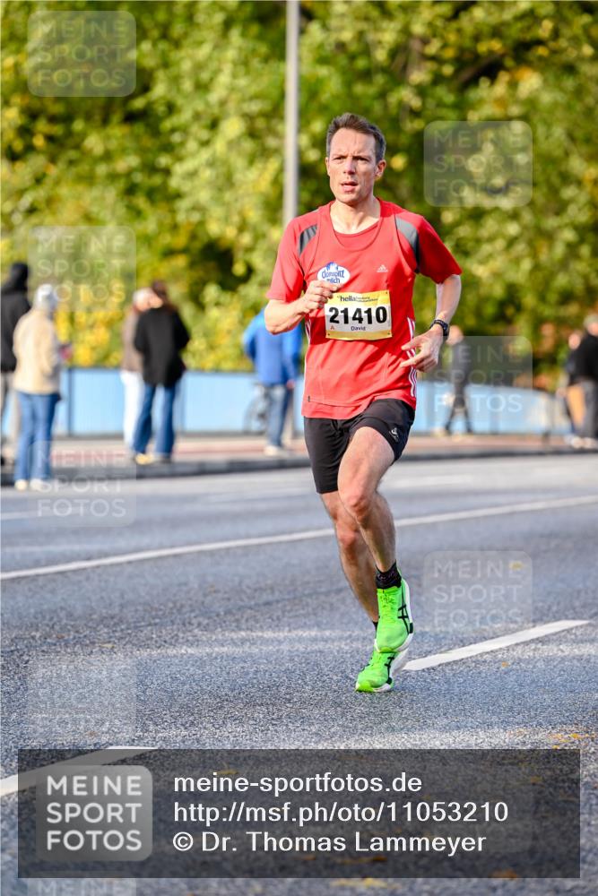 25.10.2026 - hella hamburg halbmarathon Dr. Thomas Lammeyer http://msf.ph/oto/11053210 25.10.2026 10:15:11 Kennedybrücke 21410 meine-sportfotos.de
