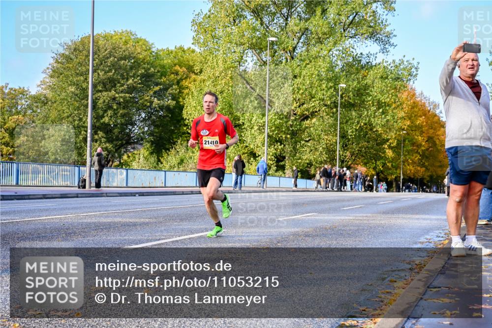 25.10.2026 - hella hamburg halbmarathon Dr. Thomas Lammeyer http://msf.ph/oto/11053215 25.10.2026 10:15:12 Kennedybrücke 21410 meine-sportfotos.de