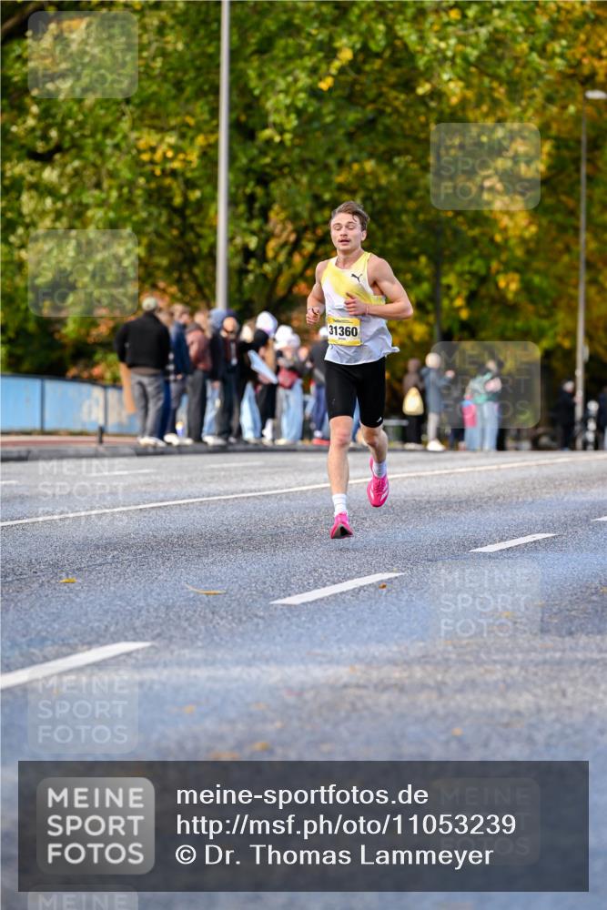 25.10.2026 - hella hamburg halbmarathon Dr. Thomas Lammeyer http://msf.ph/oto/11053239 25.10.2026 10:15:24 Kennedybrücke 31360 meine-sportfotos.de