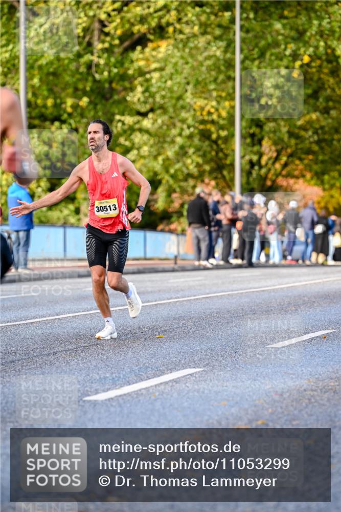 25.10.2026 - hella hamburg halbmarathon Dr. Thomas Lammeyer http://msf.ph/oto/11053299 25.10.2026 10:15:41 Kennedybrücke 30513 meine-sportfotos.de