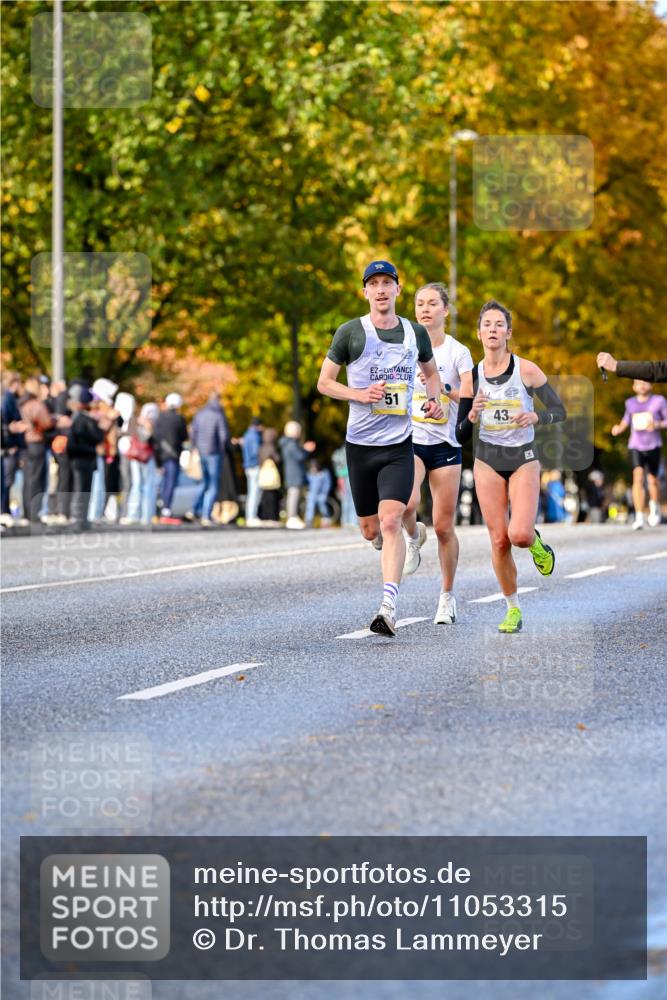 25.10.2026 - hella hamburg halbmarathon Dr. Thomas Lammeyer http://msf.ph/oto/11053315 25.10.2026 10:15:42 Kennedybrücke 90, 51, 43 meine-sportfotos.de