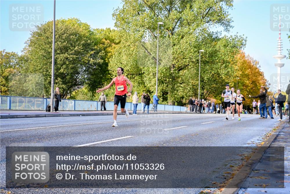 25.10.2026 - hella hamburg halbmarathon Dr. Thomas Lammeyer http://msf.ph/oto/11053326 25.10.2026 10:15:43 Kennedybrücke 30513, 43 meine-sportfotos.de