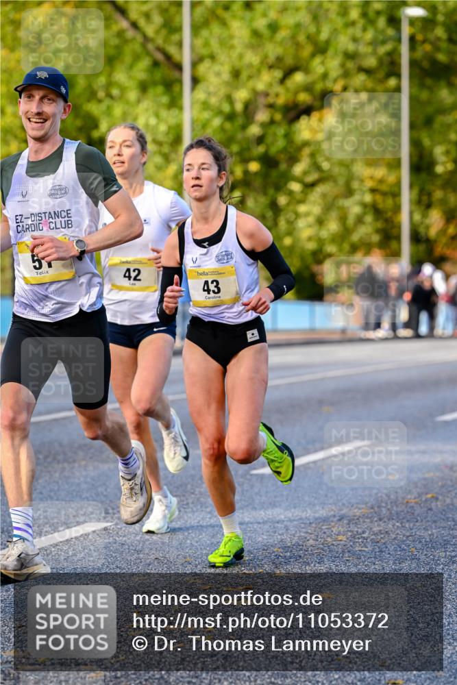 25.10.2026 - hella hamburg halbmarathon Dr. Thomas Lammeyer http://msf.ph/oto/11053372 25.10.2026 10:15:46 Kennedybrücke 42, 43 meine-sportfotos.de