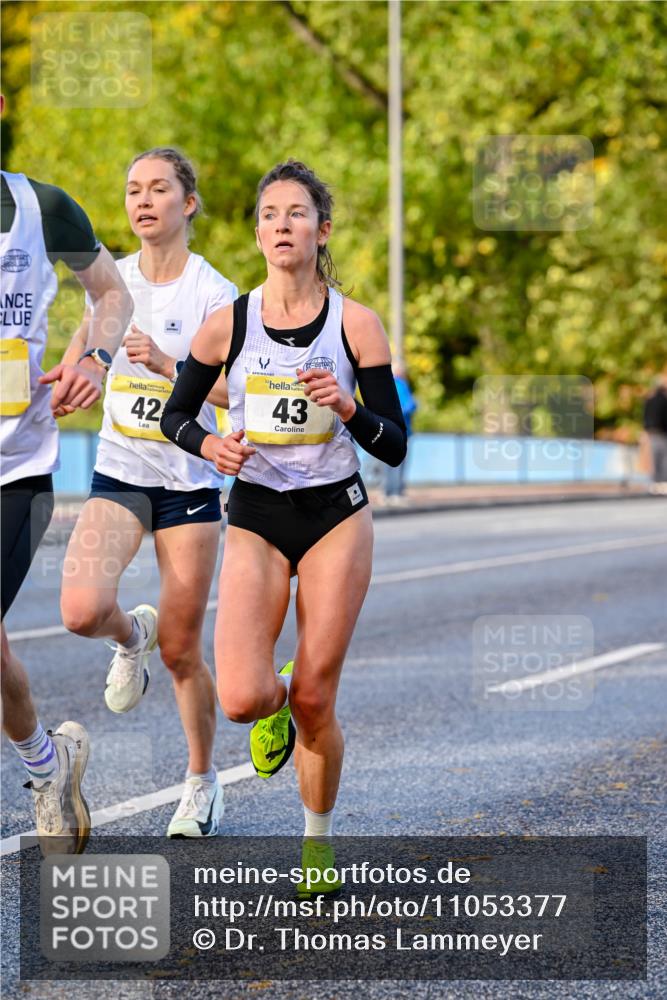 25.10.2026 - hella hamburg halbmarathon Dr. Thomas Lammeyer http://msf.ph/oto/11053377 25.10.2026 10:15:46 Kennedybrücke 42, 43 meine-sportfotos.de
