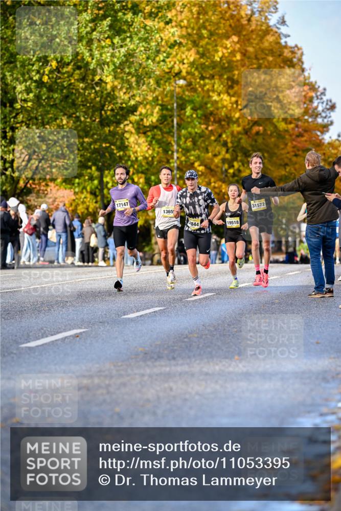 25.10.2026 - hella hamburg halbmarathon Dr. Thomas Lammeyer http://msf.ph/oto/11053395 25.10.2026 10:15:48 Kennedybrücke 17147, 1365, 31572, 3844, 19518 meine-sportfotos.de