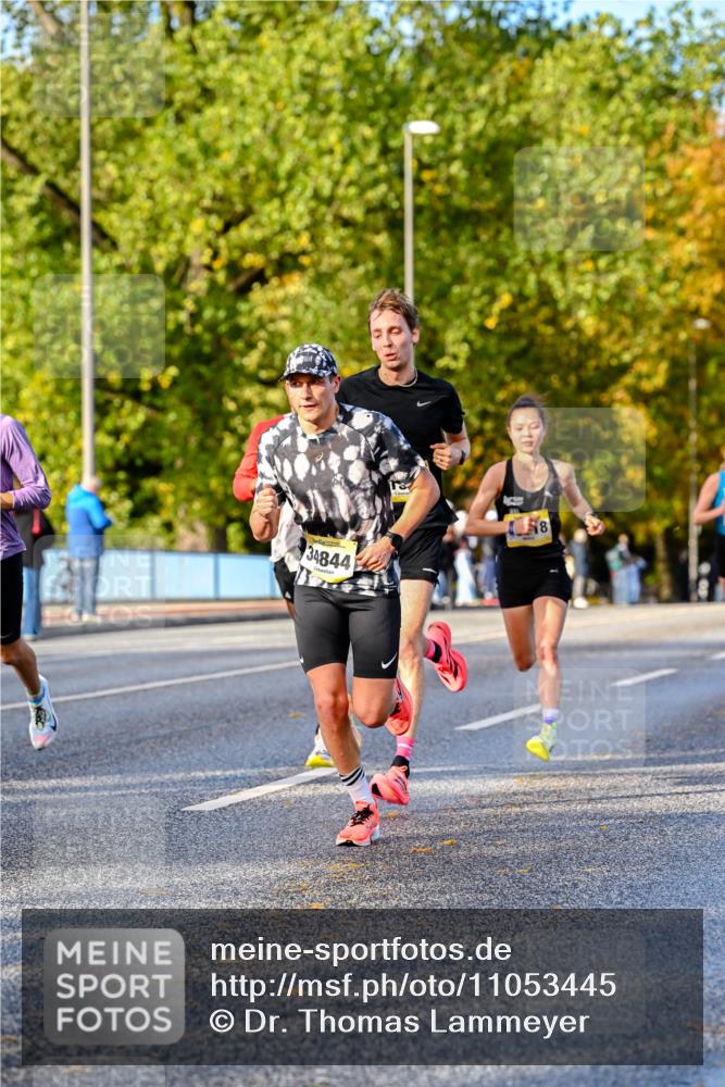 25.10.2026 - hella hamburg halbmarathon Dr. Thomas Lammeyer http://msf.ph/oto/11053445 25.10.2026 10:15:53 Kennedybrücke 34844, 48 meine-sportfotos.de
