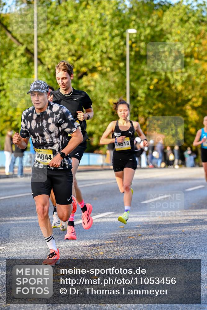 25.10.2026 - hella hamburg halbmarathon Dr. Thomas Lammeyer http://msf.ph/oto/11053456 25.10.2026 10:15:53 Kennedybrücke 34844, 19518 meine-sportfotos.de