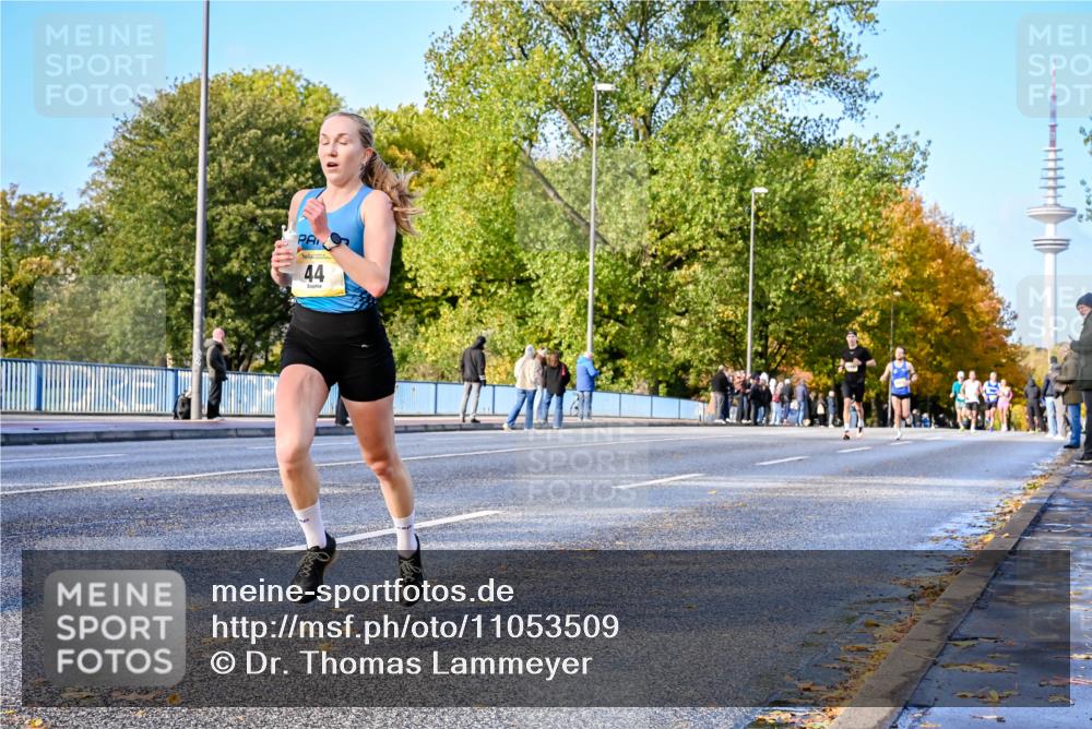 25.10.2026 - hella hamburg halbmarathon Dr. Thomas Lammeyer http://msf.ph/oto/11053509 25.10.2026 10:15:57 Kennedybrücke 44 meine-sportfotos.de