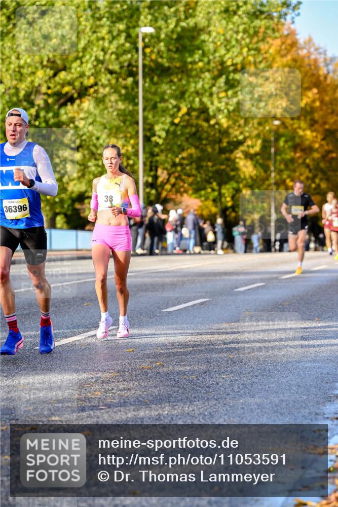 25.10.2026 - hella hamburg halbmarathon Dr. Thomas Lammeyer http://msf.ph/oto/11053591 25.10.2026 10:16:08 Kennedybrücke 36396, 38 meine-sportfotos.de