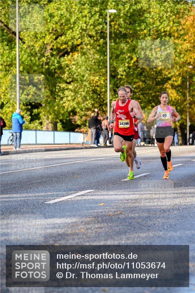 25.10.2026 - hella hamburg halbmarathon Dr. Thomas Lammeyer http://msf.ph/oto/11053674 25.10.2026 10:16:15 Kennedybrücke 34396, 40 meine-sportfotos.de