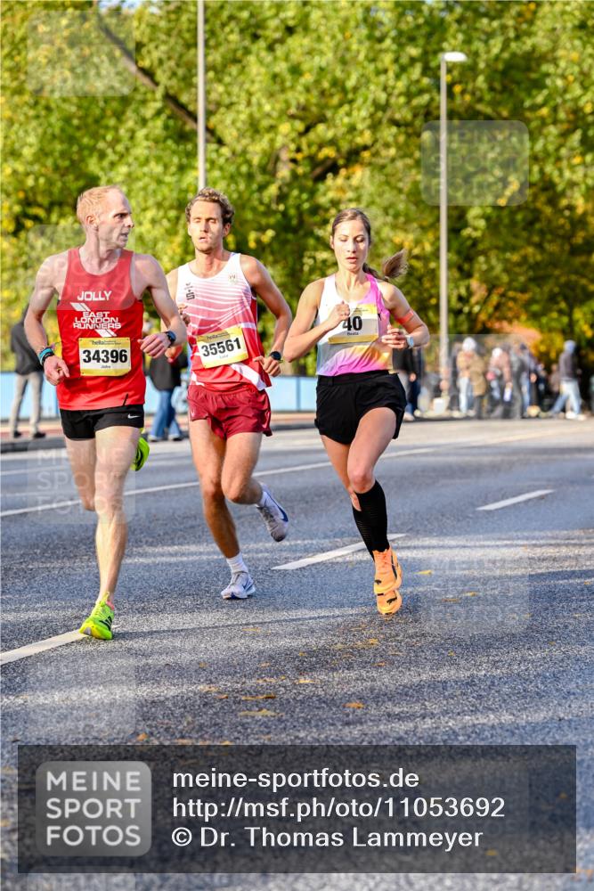 25.10.2026 - hella hamburg halbmarathon Dr. Thomas Lammeyer http://msf.ph/oto/11053692 25.10.2026 10:16:17 Kennedybrücke 34396, 35561, 40 meine-sportfotos.de