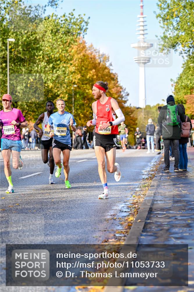 25.10.2026 - hella hamburg halbmarathon Dr. Thomas Lammeyer http://msf.ph/oto/11053733 25.10.2026 10:16:21 Kennedybrücke 11655, 35, 16361, 39965 meine-sportfotos.de