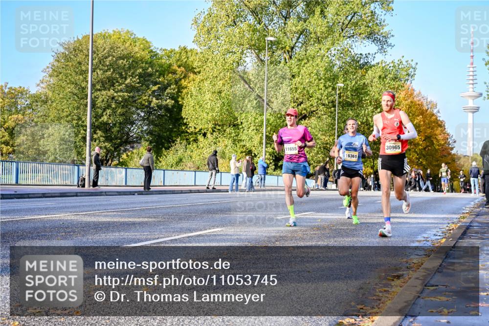 25.10.2026 - hella hamburg halbmarathon Dr. Thomas Lammeyer http://msf.ph/oto/11053745 25.10.2026 10:16:22 Kennedybrücke 11655, 16361, 30965 meine-sportfotos.de