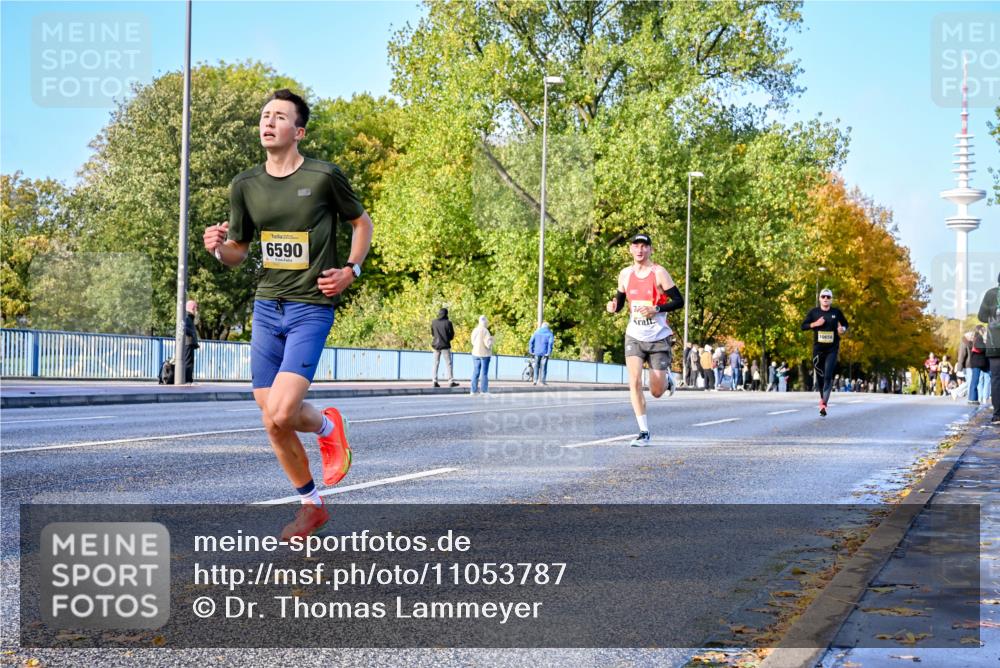 25.10.2026 - hella hamburg halbmarathon Dr. Thomas Lammeyer http://msf.ph/oto/11053787 25.10.2026 10:16:32 Kennedybrücke 6590, 12, 10658 meine-sportfotos.de