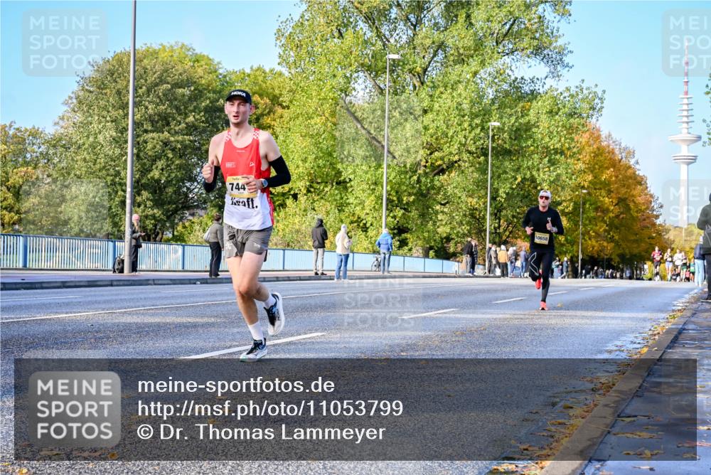 25.10.2026 - hella hamburg halbmarathon Dr. Thomas Lammeyer http://msf.ph/oto/11053799 25.10.2026 10:16:34 Kennedybrücke 744, 10658 meine-sportfotos.de