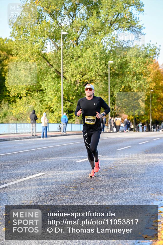 25.10.2026 - hella hamburg halbmarathon Dr. Thomas Lammeyer http://msf.ph/oto/11053817 25.10.2026 10:16:35 Kennedybrücke 1, 10658 meine-sportfotos.de