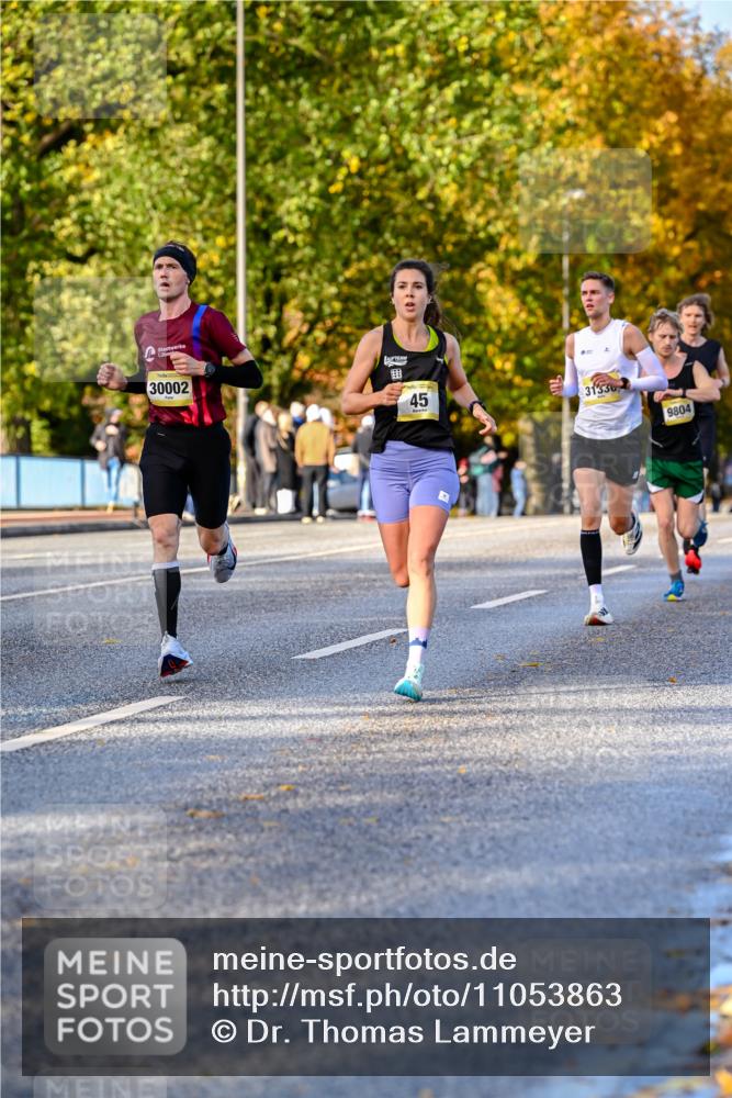 25.10.2026 - hella hamburg halbmarathon Dr. Thomas Lammeyer http://msf.ph/oto/11053863 25.10.2026 10:16:44 Kennedybrücke  meine-sportfotos.de