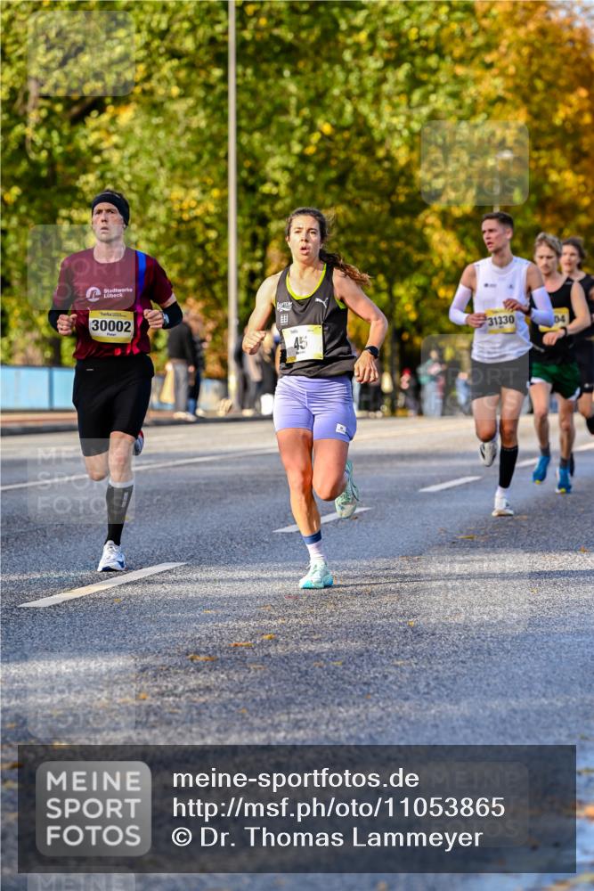 25.10.2026 - hella hamburg halbmarathon Dr. Thomas Lammeyer http://msf.ph/oto/11053865 25.10.2026 10:16:45 Kennedybrücke 30002, 31330, 04 meine-sportfotos.de