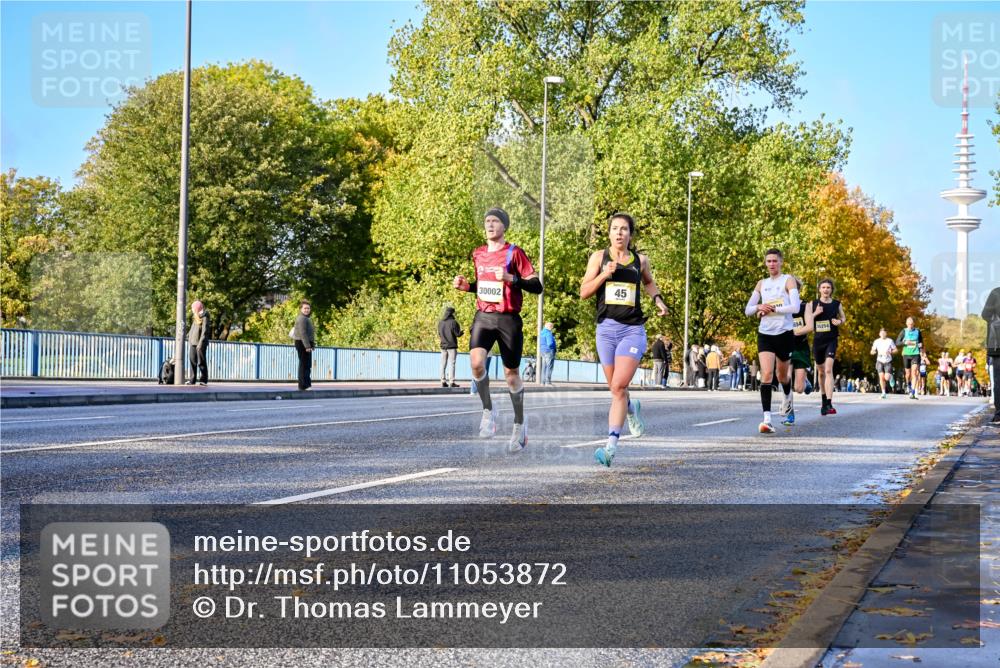 25.10.2026 - hella hamburg halbmarathon Dr. Thomas Lammeyer http://msf.ph/oto/11053872 25.10.2026 10:16:46 Kennedybrücke 45, 30002 meine-sportfotos.de