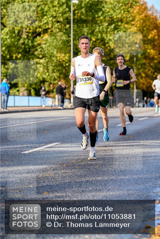 25.10.2026 - hella hamburg halbmarathon Dr. Thomas Lammeyer http://msf.ph/oto/11053881 25.10.2026 10:16:47 Kennedybrücke 31330, 35254 meine-sportfotos.de