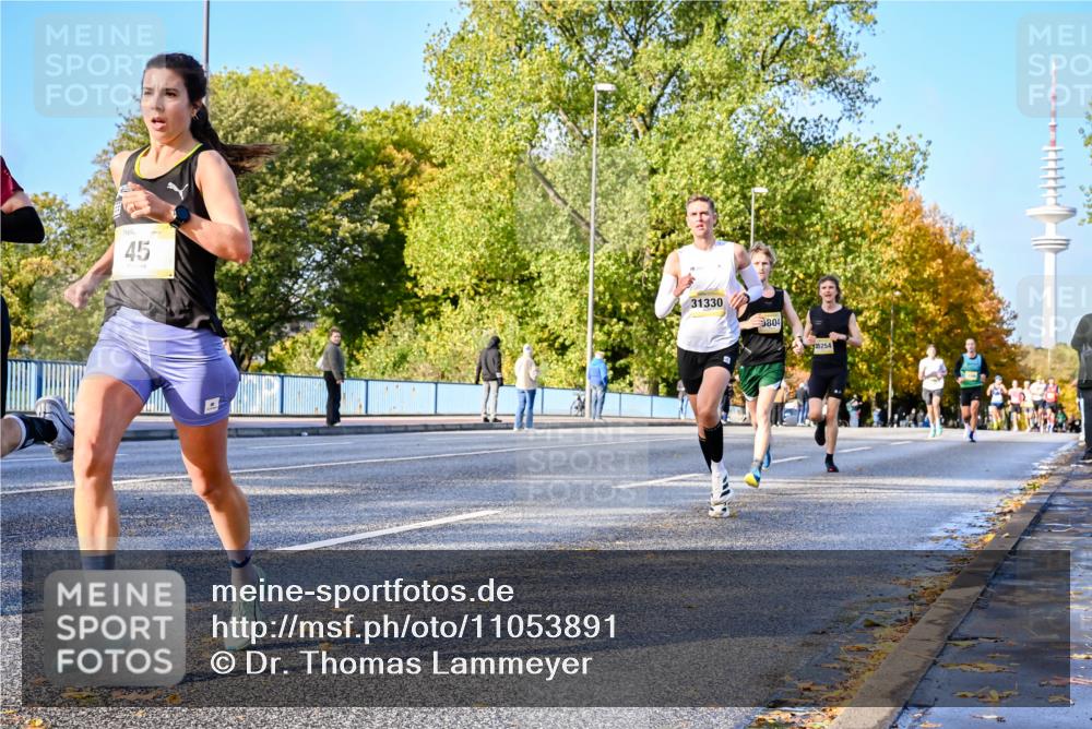 25.10.2026 - hella hamburg halbmarathon Dr. Thomas Lammeyer http://msf.ph/oto/11053891 25.10.2026 10:16:48 Kennedybrücke 45, 31330, 804, 35254 meine-sportfotos.de