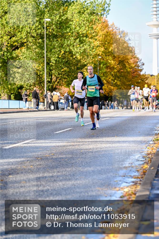 25.10.2026 - hella hamburg halbmarathon Dr. Thomas Lammeyer http://msf.ph/oto/11053915 25.10.2026 10:16:51 Kennedybrücke 13398, 22899 meine-sportfotos.de