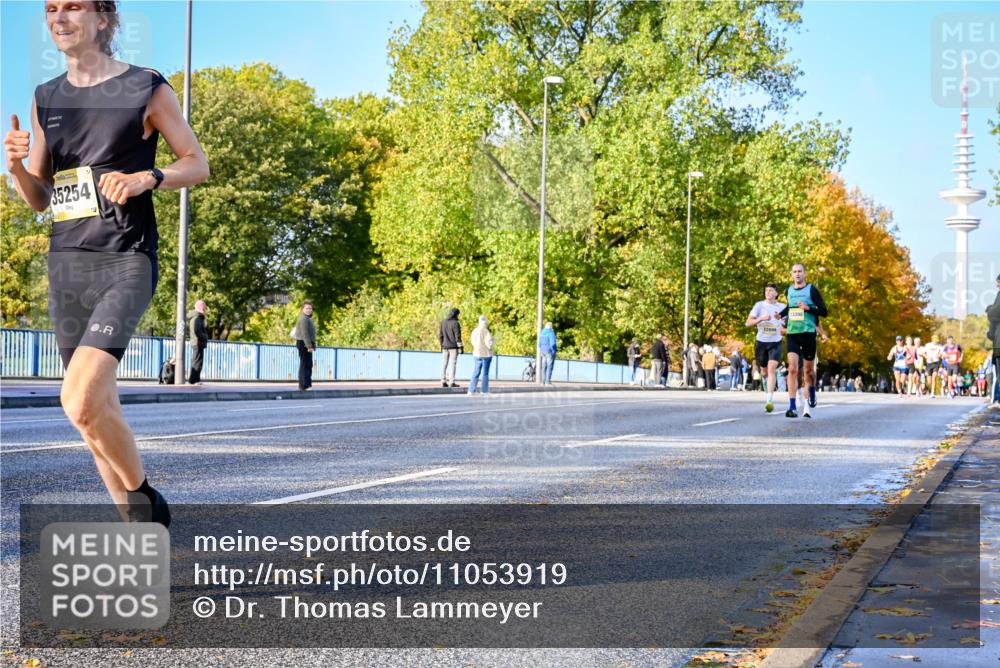 25.10.2026 - hella hamburg halbmarathon Dr. Thomas Lammeyer http://msf.ph/oto/11053919 25.10.2026 10:16:51 Kennedybrücke 35254, 22899, 13398 meine-sportfotos.de