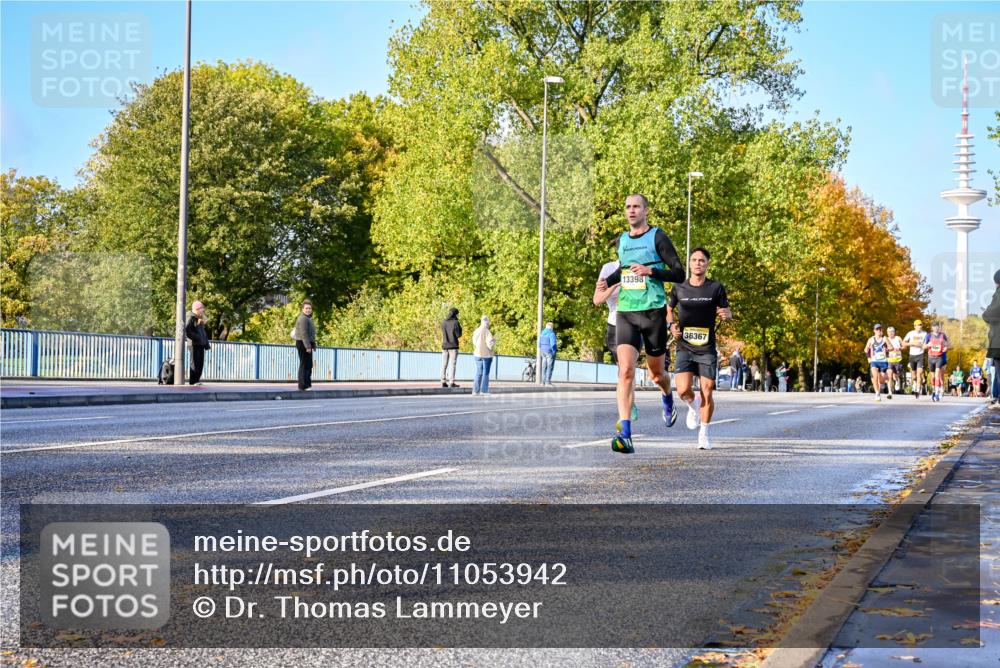 25.10.2026 - hella hamburg halbmarathon Dr. Thomas Lammeyer http://msf.ph/oto/11053942 25.10.2026 10:16:53 Kennedybrücke 13398, 36367 meine-sportfotos.de